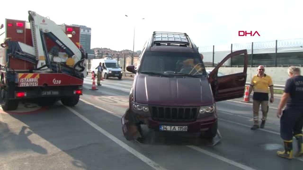 Avrasya Tüneli Girişinde Kaza; 3 Gişe Trafiğe Kapatıldı
