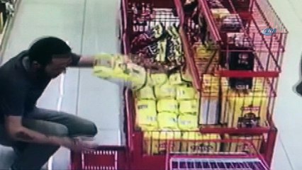 Marketteki çay hırsızı kamerada