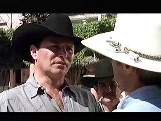 UN DESCONOCIDO .PELICULA SICARIA .. COMPLETITA .. MOVI0003 part 1/3 part 1/2