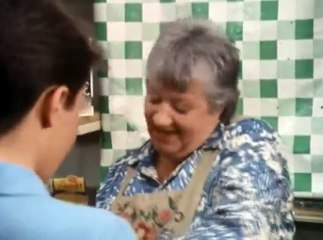 The Flying Doctors S01 - Ep19 Million-acre Prison HD Watch