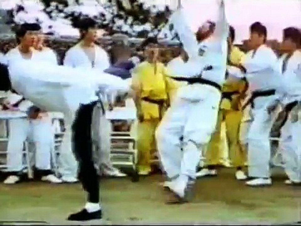 ბრუს ლი: კლიპი 1 - Брюс Ли , клип 1 - Bruce Lee Clp 1