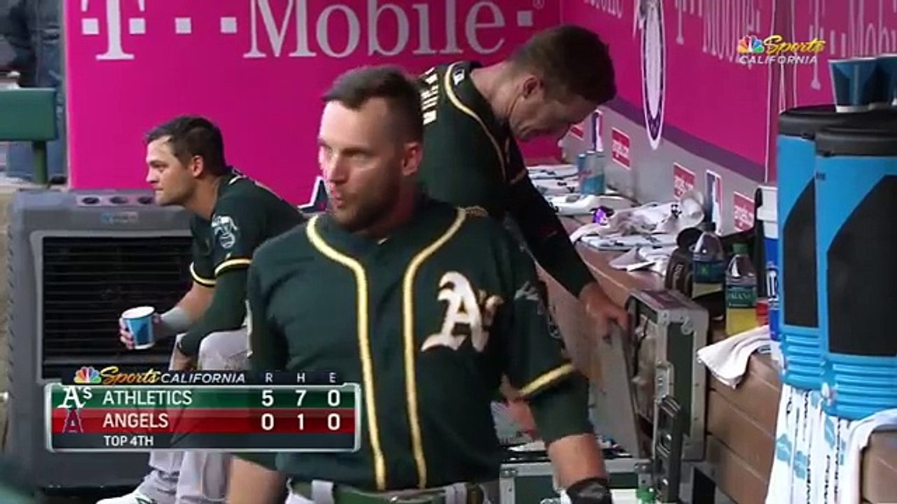 Baseball  Le lancer de près de 100 mètres de Ramon Laureano