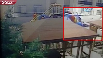 Parkta oynayan çocuklara ‘sessiz olun’ kurşunu