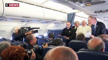 Homosexualité : le pape François recommande la "psychiatrie" - 27/08/2018