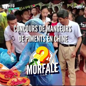 Un concours de mangeurs de piment en Chine, mais DANS du piment (brillant) :
