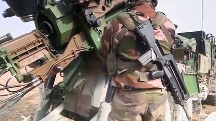 French Troops Firing CAESAR 155mm Artillery System