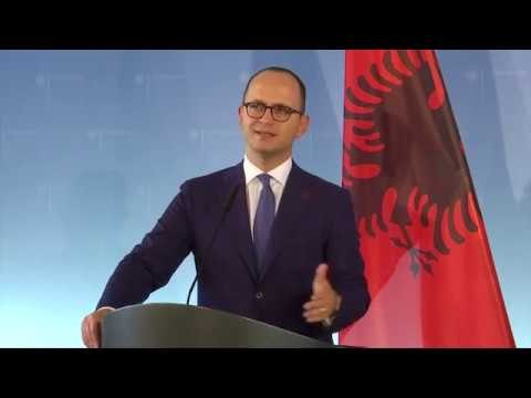 Ora News - Bushati: Italia na shpëtoi dekada më parë, tani është radha jonë