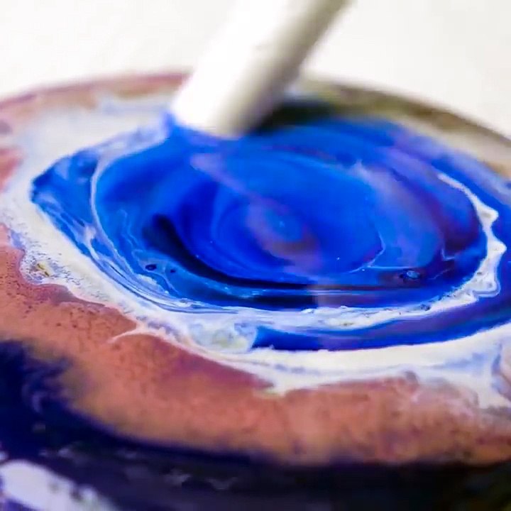 17 HOT AND FUN LIFE HACKS WITH CRAYONS