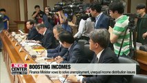 Finance Minister vows to solve unemployment, unequal income distribution issues at economic-related ministers' meeting