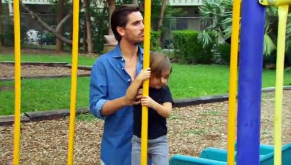 Kourtney and Kim Take Miami - S3E9