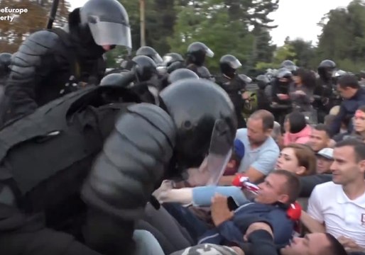 Riot Police Clash With Anti-Government Protesters Ahead of Independence Day Ceremony in Moldova