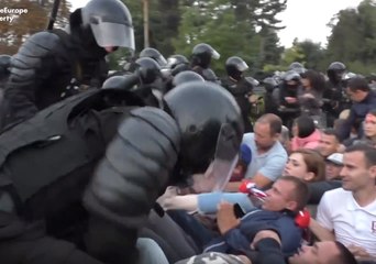 Riot Police Clash With Anti-Government Protesters Ahead of Independence Day Ceremony in Moldova