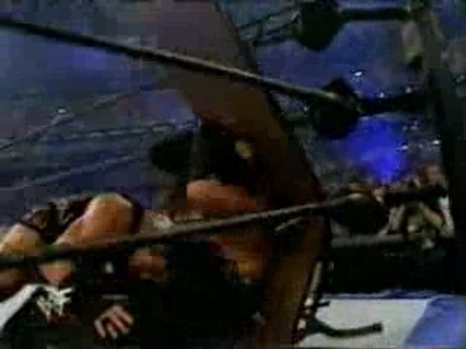 WWE Rhyno - Gores everything in sight