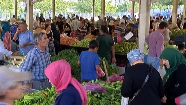 Kurban Bayramı Tatili Sonrası Semt Pazarlarına Yoğun İlgi
