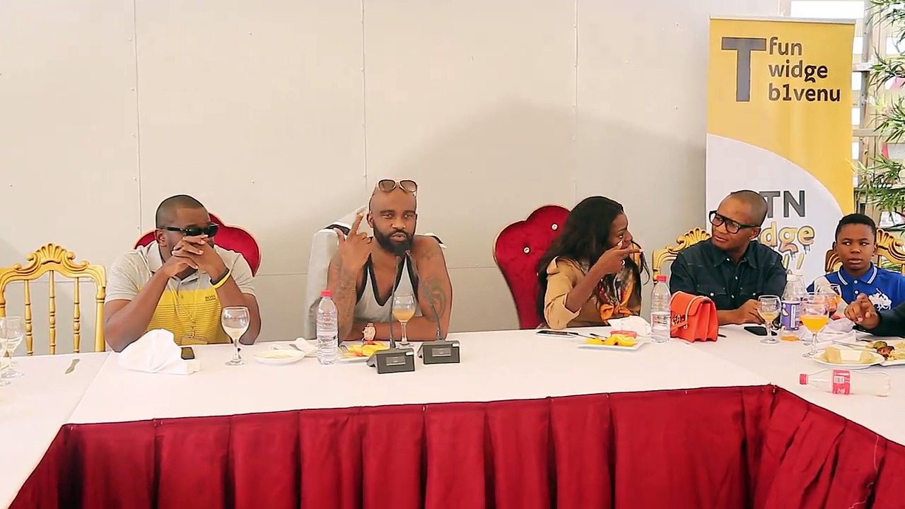 La réponse de Fally Ipupa aux différentes questions.