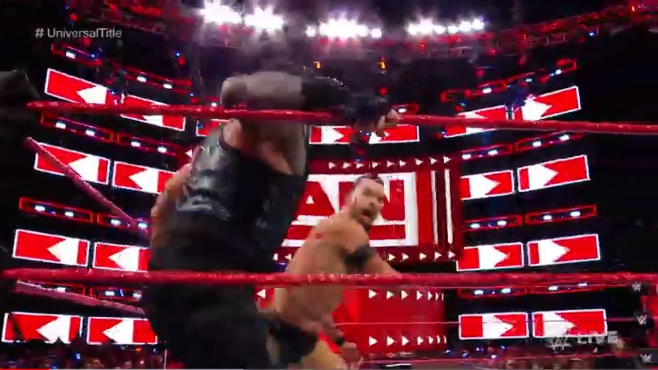 SHOWS USA - Roman Reigns vs. Finn Bálor - Universal Championship Match Raw, Aug. 20, 2018