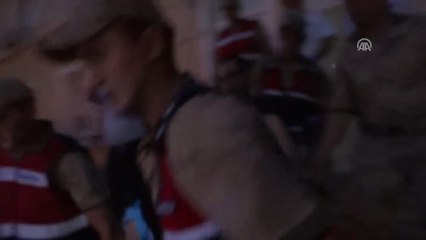 Besni'de Aynı Aileden 5 Kişinin Öldürülmesi - Zanlı Tutuklandı