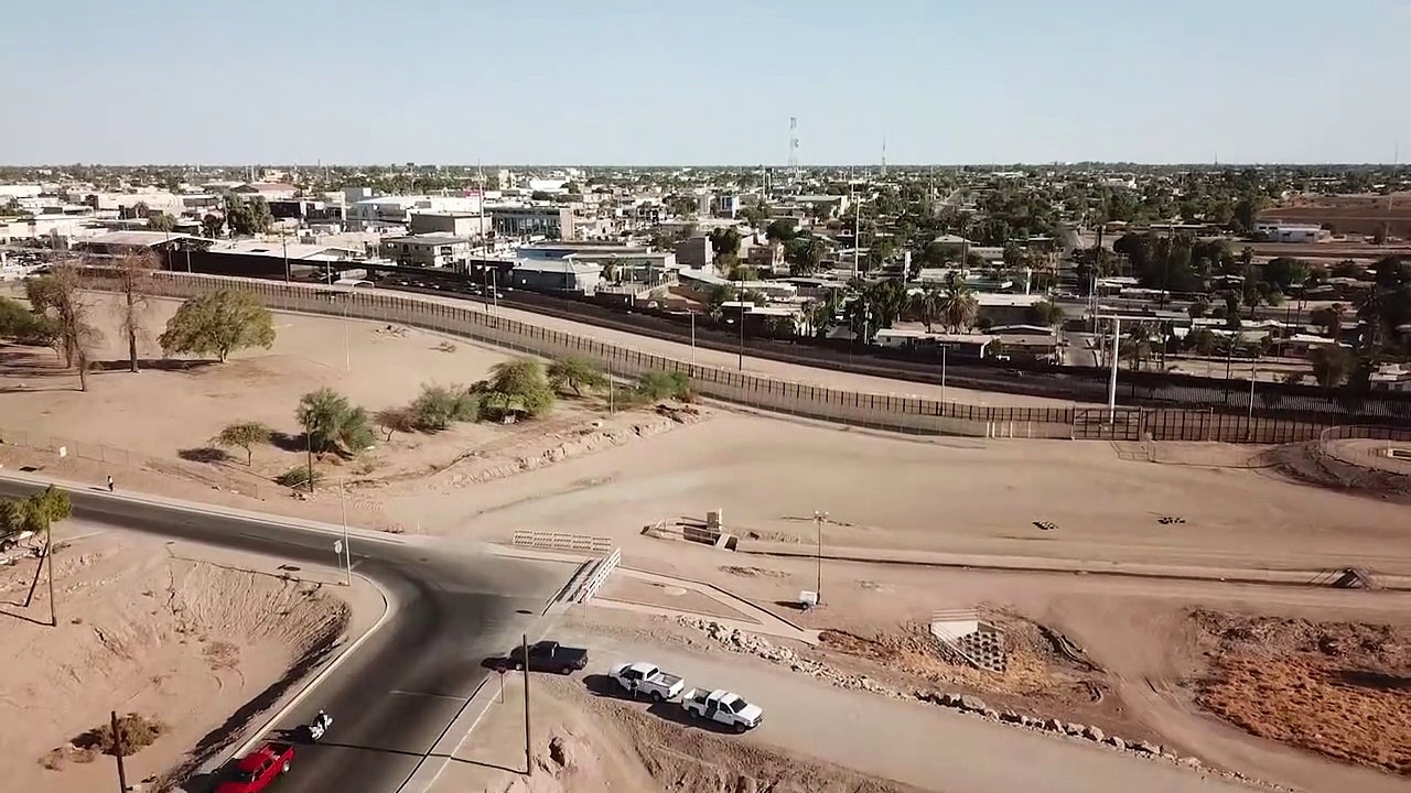 La sortie d'un tunnel entre le mexique et les USA découvert dans un KFC