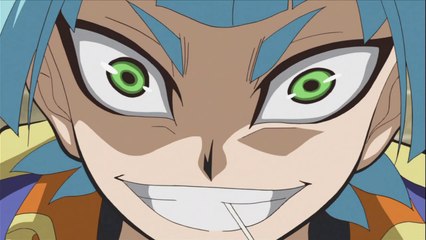 مواجهة شرسة مع سورا.. شاهد الفيديو