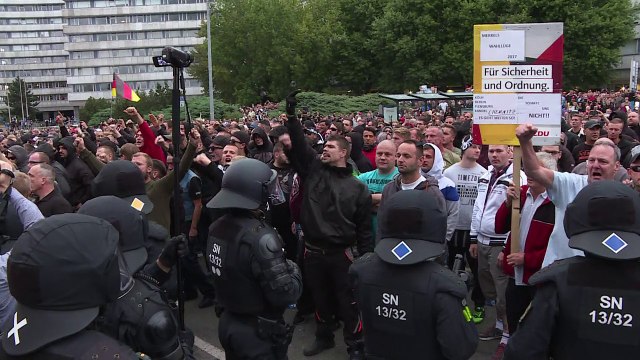 Chemnitz: Zusammenstöße linker und rechter Demonstranten