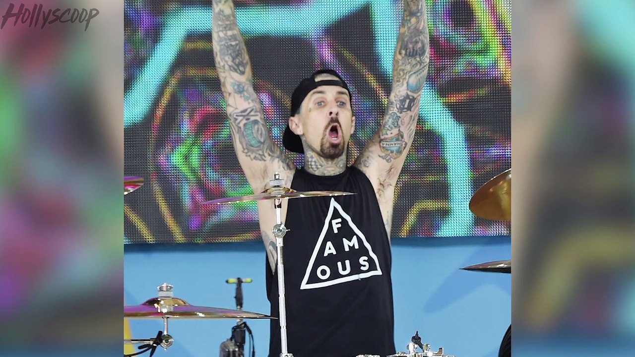 Kourtney Kardashian MOVING ON With TRAVIS BARKER!?