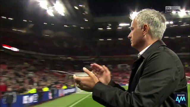 VÍDEO: Mourinho agradeceu aos adeptos que não abandonaram a equipa antes do apito final