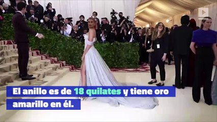 Hailey Baldwin muestra anillo de compromiso de cerca