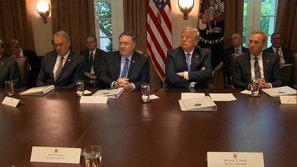 Trump expressa 'respeito' por McCain