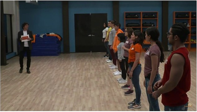 Reparto de canciones concierto 9 La Academia 2018