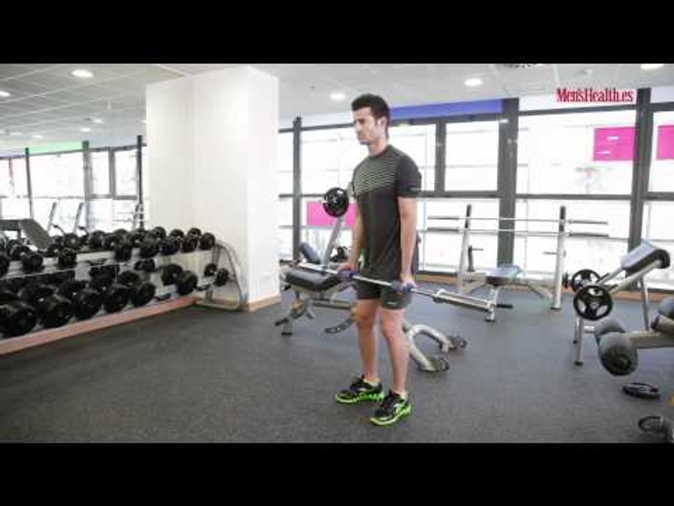 Curl bíceps con barra
