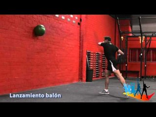 07 Lanzamiento de balón para progresiones funcionales en fitness