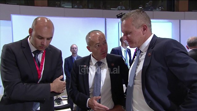 Samiti informal i Vjenes per emigrantet