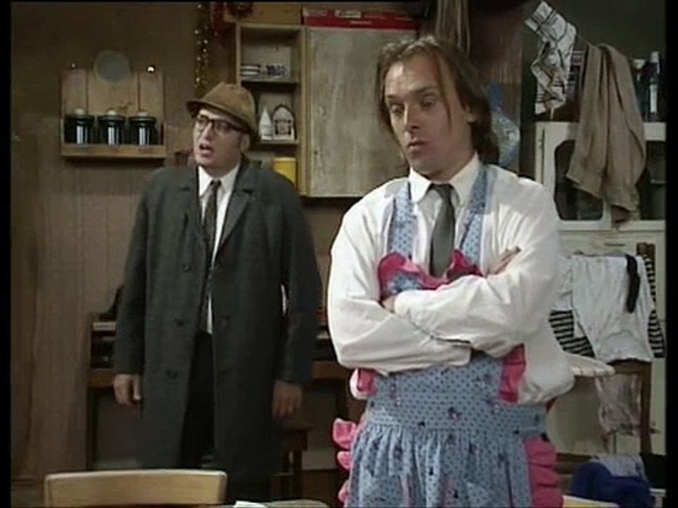 Bottom S02 E03