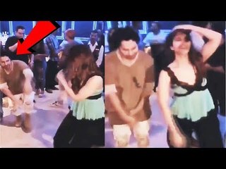 वीडियो - Varun Dhawan और Vaani Kapoor ने किया जमकर डांस Bhumi Pednekar की  बर्थडे पार्टी पर