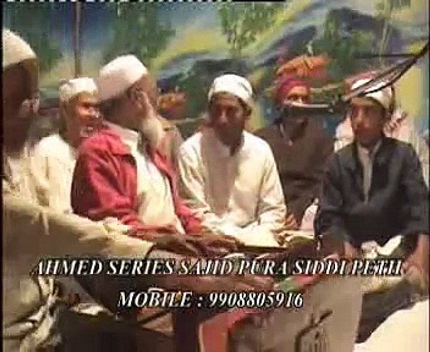 Aarifana Kalaam-mai qud dhoond ta hoon wo haat aarahe hai