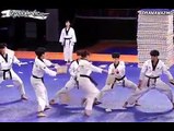 Hipnoz Etkisi Yaratan Karate Gösterisi