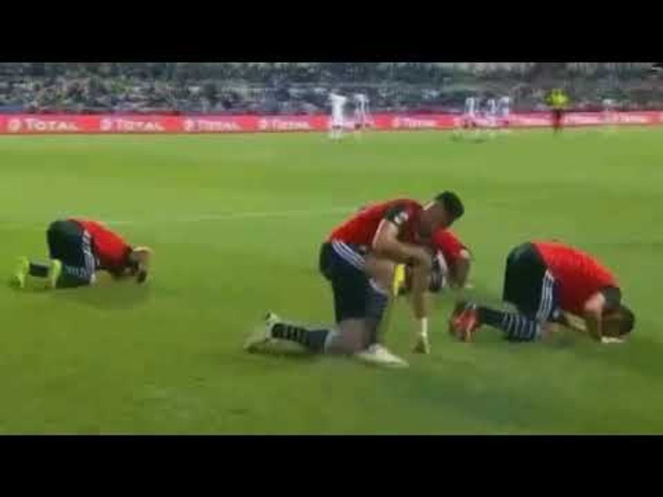 مهرجان مصر فى كاس العالم - غناء محمد الزعيم و ع...