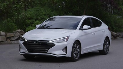 2019 Hyundai Elantra Limited Trailer