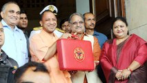 Yogi Adityanath ने पेश किया Complementary Budget, क्यों खास है ये Budget | वनइंडिया हिंदी