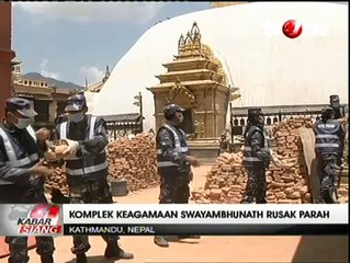 Stupa Swayambhunath Rusak Parah Akibat Gempa Nepal