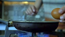 Frying an Egg　角田真弘