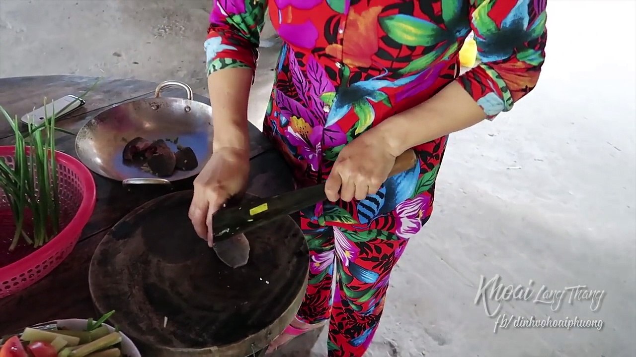 ĂN LẨU GÀ rau CẢI TRỜI • Hái Ngó Sen mùa nước nổi.