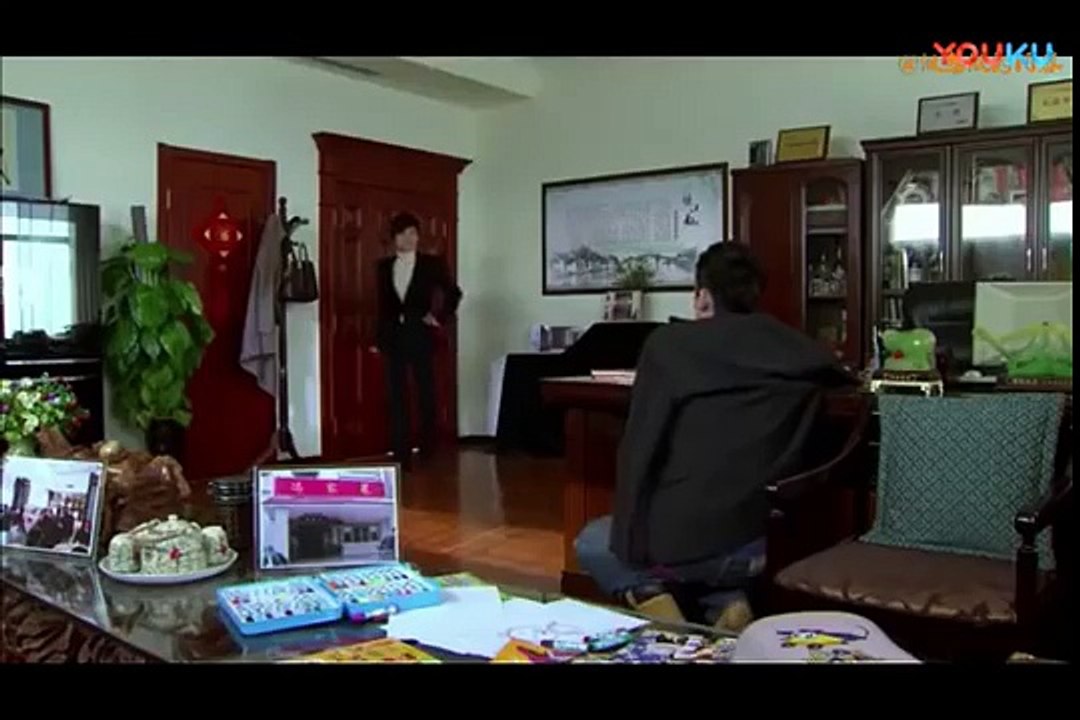 朱一龙《家宴》片段, 沈巍皮起来完全不输赵云澜啊, 乖乖趴在桌子上被打屁股也是很可爱了 标清
