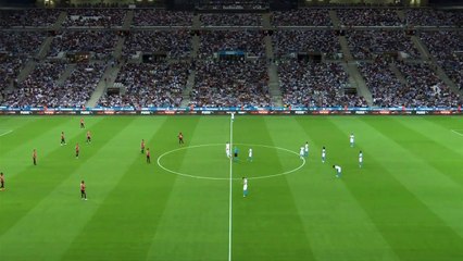 Un jeune fan de l'OM met le feu au coup d'envoi en marquant un but (Marseille-Rennes)