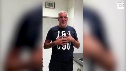 Il fait la surprise de rentrer à ses parents après 14 mois de voyage