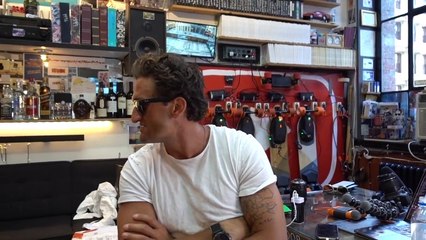 TELLING FRIENDS MY WIFE IS PREGNANT!!