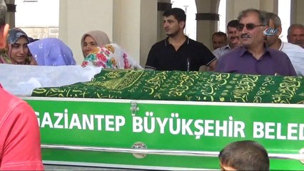 Şanlıurfa’da öldürülen 4 kişi Gaziantep'te toprağa verildi