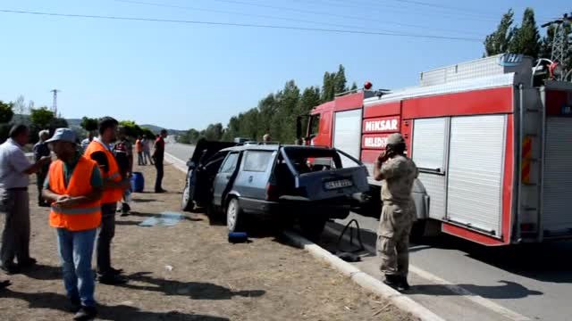 Tokat'ta Otomobiller Çarpıştı: 1 Ölü, 3'ü Çocuk 8 Yaralı