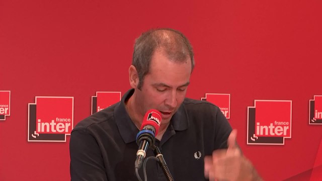 Le pape François, cool et ouvert, est un personnage de fiction : Tanguy Pastureau maltraite l'info