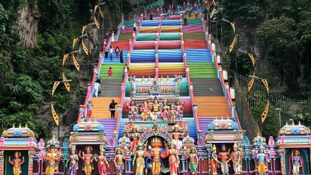 Batu Caves receives colourful makeover